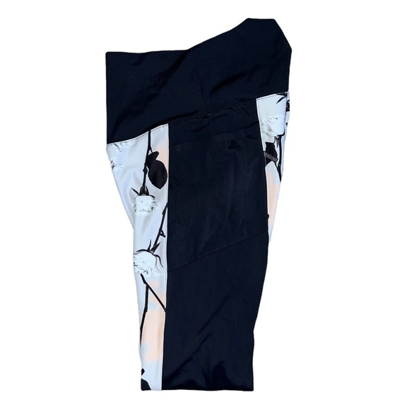 WITH Wear It To Heart Leggings - Picture 5 of 10